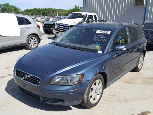 YV1MW382962162823 - 2006 VOLVO V50 2.4I BLUE photo 2