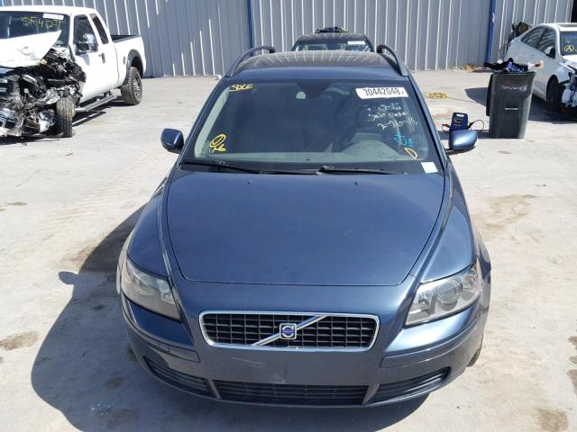 YV1MW382962162823 - 2006 VOLVO V50 2.4I BLUE photo 9