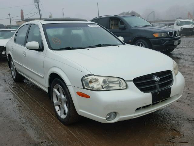 JN1CA31A6YT026537 - 2000 NISSAN MAXIMA GLE WHITE photo 1