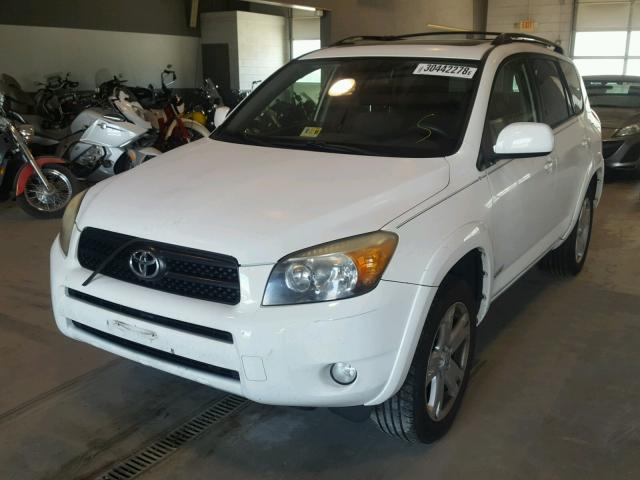 JTMZD32V576030852 - 2007 TOYOTA RAV4 SPORT WHITE photo 2