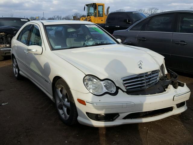 WDBRF52H56A912386 - 2006 MERCEDES-BENZ C GENERATI WHITE photo 1