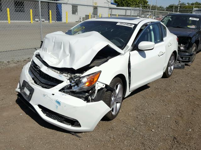 19VDE1F39FE002719 - 2015 ACURA ILX 20 WHITE photo 2