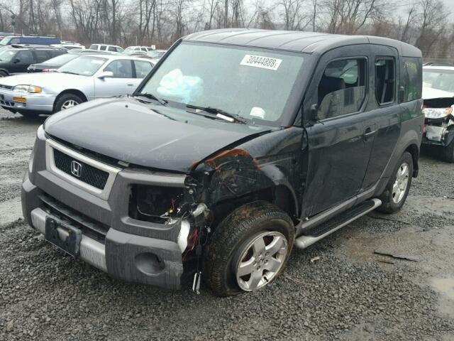 5J6YH28564L030013 - 2004 HONDA ELEMENT EX BLACK photo 2