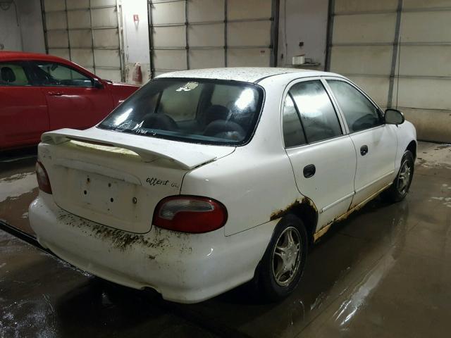 KMHVF24N1XU573199 - 1999 HYUNDAI ACCENT GL WHITE photo 4