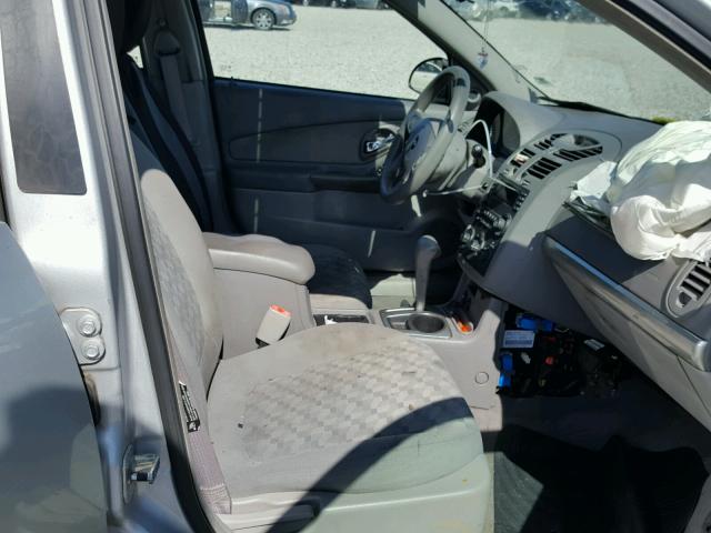 1G1ZT54884F101715 - 2004 CHEVROLET MALIBU LS 银色 照片 5