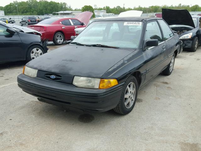 1FASP11J7TW184085 - 1996 FORD ESCORT LX BLACK photo 2