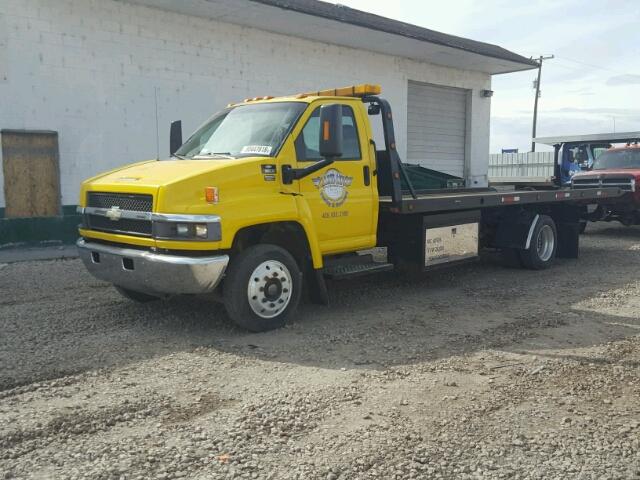 1GBE5C1206F434115 - 2006 CHEVROLET C5500 C5C0 YELLOW photo 2