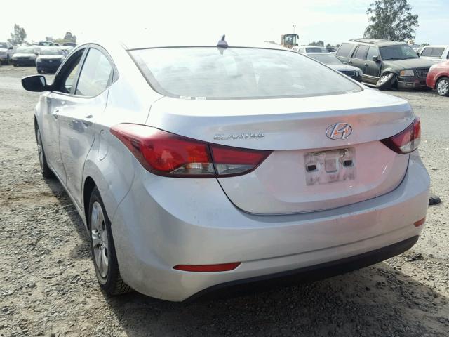 5NPDH4AE7GH698650 - 2016 HYUNDAI ELANTRA SE SILVER photo 3