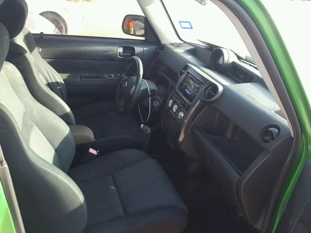 JTLKT324164066404 - 2006 TOYOTA SCION XB GREEN photo 5
