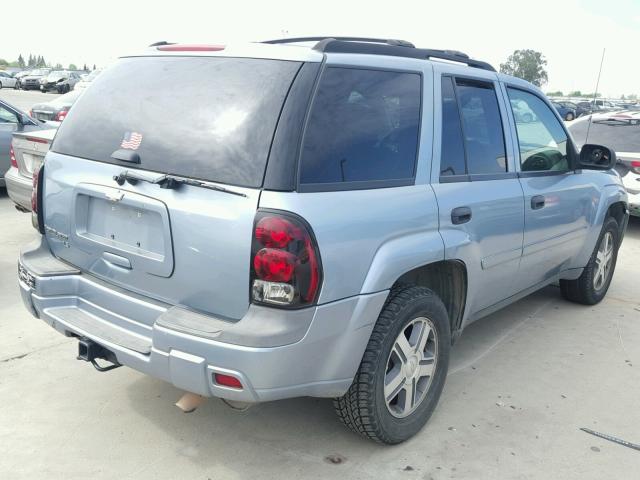 1GNDT13S462343829 - 2006 CHEVROLET TRAILBLAZE BLUE photo 4