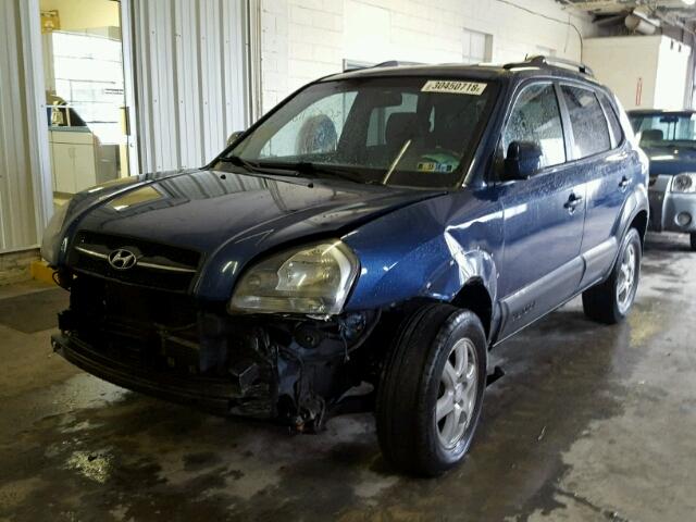 KM8JN72D85U055693 - 2005 HYUNDAI TUCSON GLS BLUE photo 2