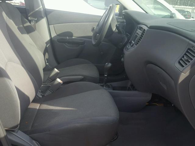 KNADH4A34A6680149 - 2010 KIA RIO LX Սև լուսանկար 5