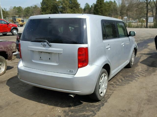 JTLZE4FE0A1107651 - 2010 TOYOTA SCION XB 银色 照片 4