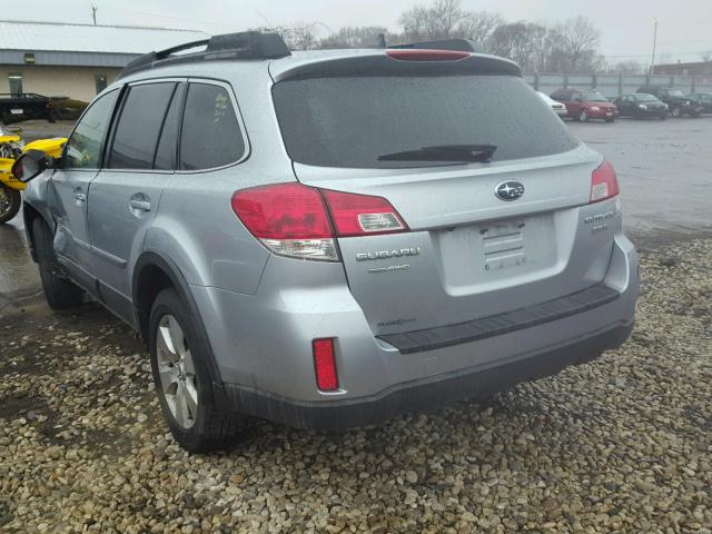 4S4BRDKC8C2245999 - 2012 SUBARU OUTBACK 3. SILVER photo 3