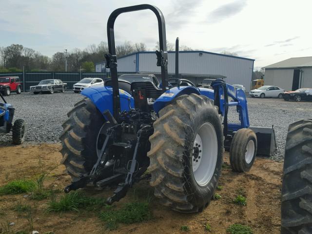 HJE025650 - 2005 NEWH TRACTOR BLUE photo 4