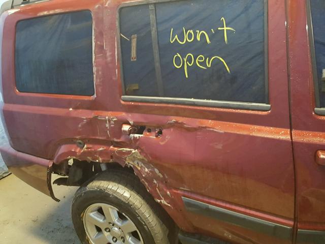 1J8HG48K87C669016 - 2007 JEEP COMMANDER RED photo 9
