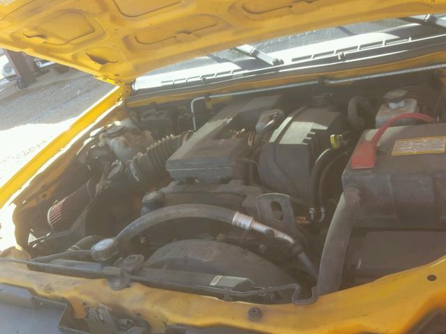 1GTDT136558246081 - 2005 GMC CANYON YELLOW photo 7