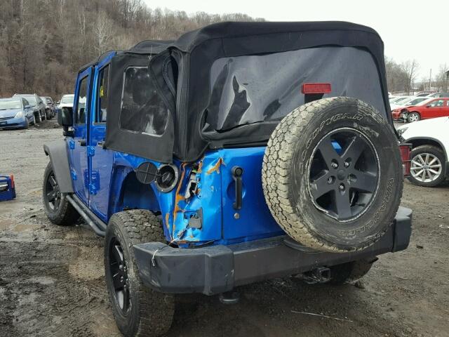 1C4HJWDG6GL139276 - 2016 JEEP WRANGLER U BLUE photo 3