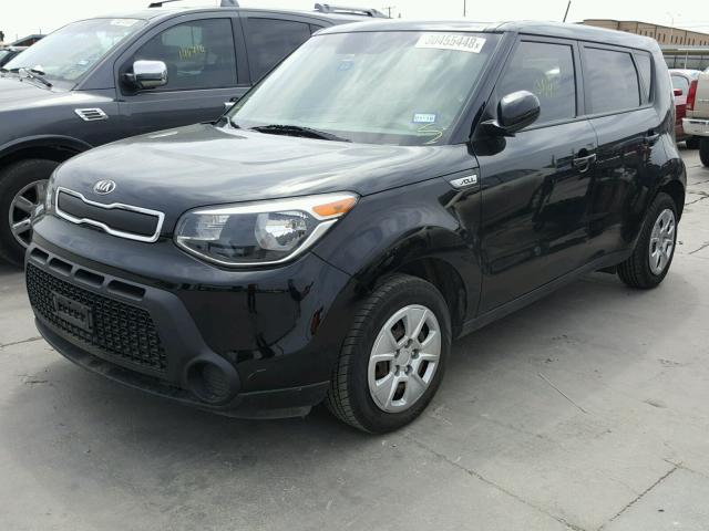 KNDJN2A29G7352139 - 2016 KIA SOUL BLACK photo 2