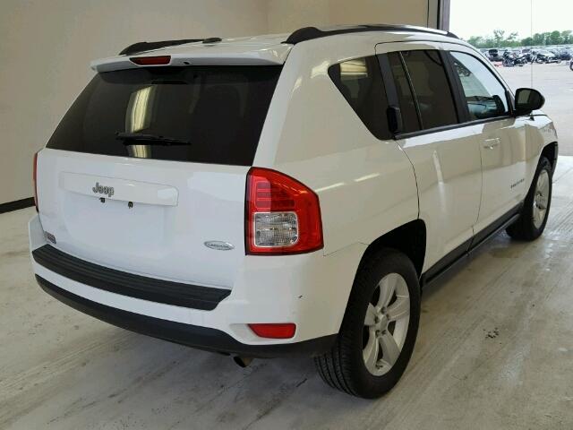 1J4NT1FB4BD290308 - 2011 JEEP COMPASS SP WHITE photo 4