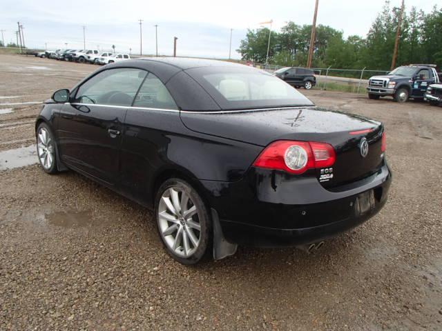 WVWFA71F38V044043 - 2008 VOLKSWAGEN EOS LUX BLACK photo 3