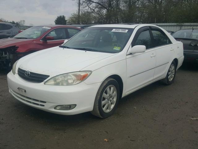 4T1BE30K54U282143 - 2004 TOYOTA CAMRY LE WHITE photo 2