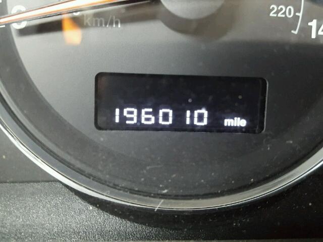 1J4RG4GK4AC109962 - 2010 JEEP COMMANDER RED photo 8