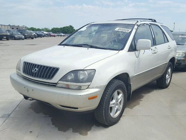 JT6HF10U1Y0149336 - 2000 LEXUS RX 300 WHITE photo 2