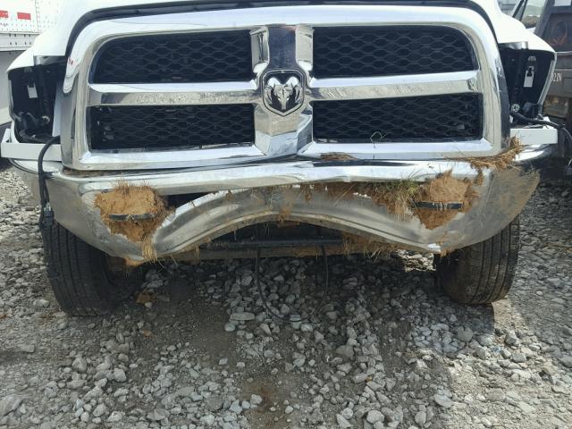 3C7WRSBJ7HG724506 - 2017 RAM 3500 WHITE photo 9