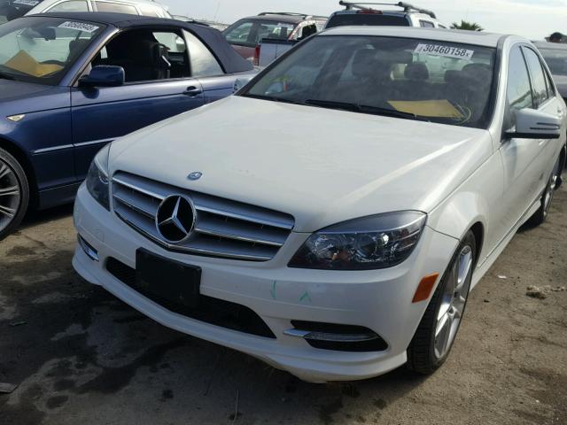 WDDGF5EB1BA474949 - 2011 MERCEDES-BENZ C 300 WHITE photo 2