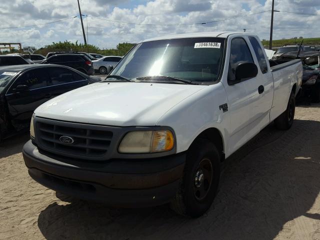 1FTRX17W01NB35373 - 2001 FORD F150 WHITE photo 2