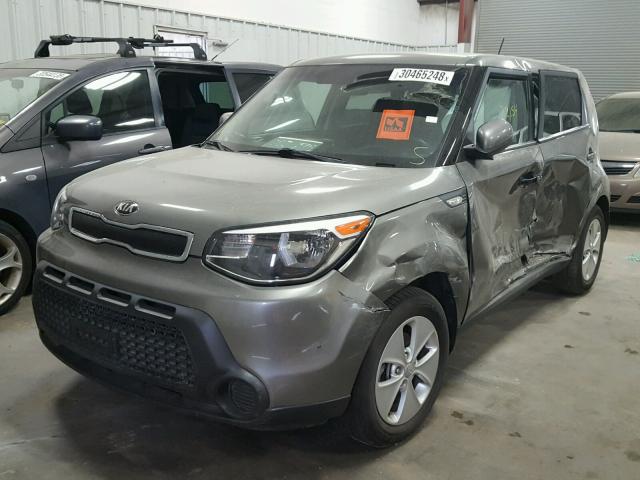 KNDJN2A28E7022425 - 2014 KIA SOUL SILVER photo 2