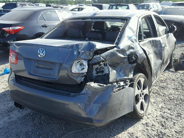 3VWDF71K95M611493 - 2005 VOLKSWAGEN NEW JETTA GRAY photo 4