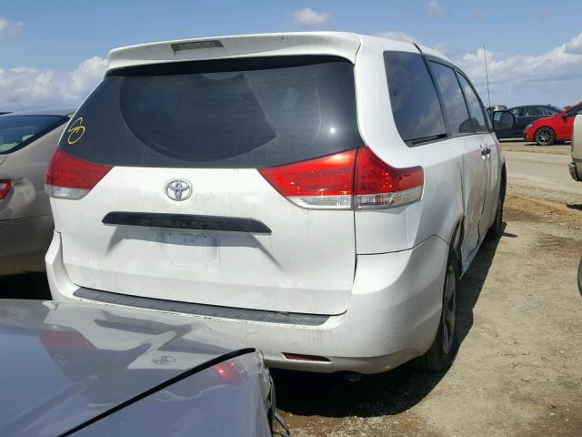 5TDZK3DC4BS037348 - 2011 TOYOTA SIENNA BAS WHITE photo 4