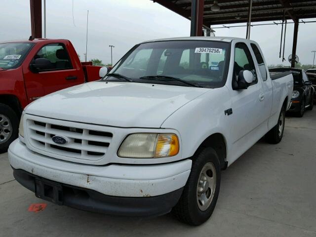 1FTZX17241NA52879 - 2001 FORD F150 WHITE photo 2