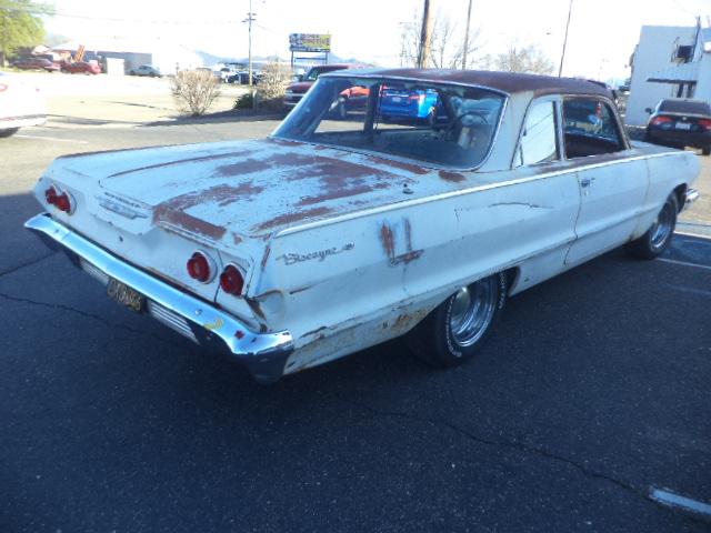 31211L228576 - 1963 CHEVROLET BISCANE TWO TONE photo 2