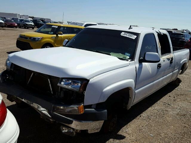 1GCHK23D57F186553 - 2007 CHEVROLET SILVERADO WHITE photo 2