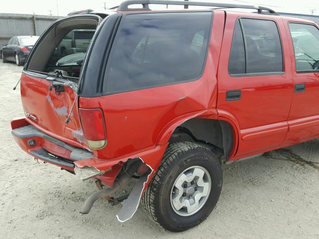 1GNDT13X64K130325 - 2004 CHEVROLET BLAZER RED photo 9