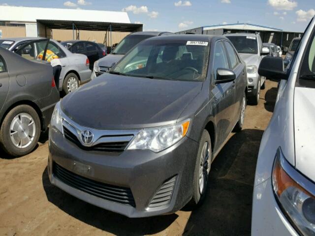 4T4BF1FK0CR259902 - 2012 TOYOTA CAMRY/SE/L GRAY photo 2