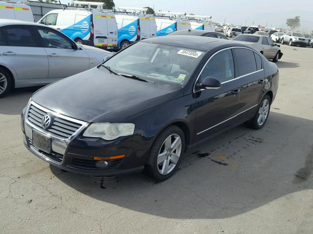 WVWJK73C39E018196 - 2009 VOLKSWAGEN PASSAT TUR BLACK photo 2