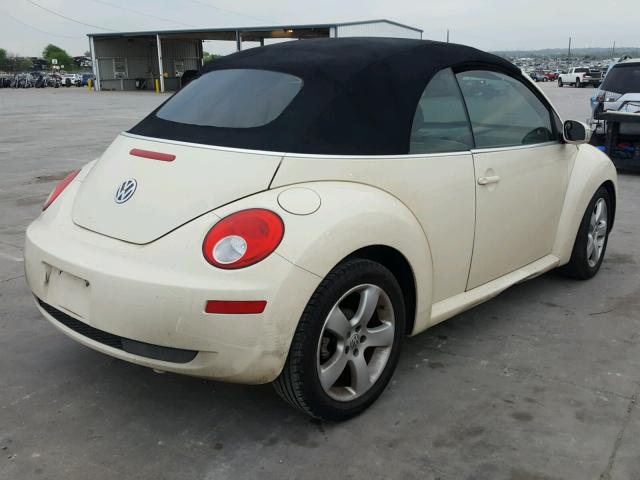 3VWSF31Y86M327276 - 2006 VOLKSWAGEN NEW BEETLE BEIGE photo 4