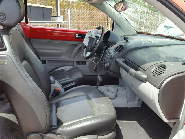 3VWCM31YX4M322829 - 2004 VOLKSWAGEN NEW BEETLE 红色 照片 5