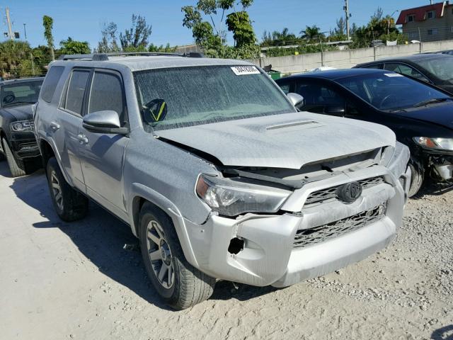 JTEBU5JRXF5271887 - 2015 TOYOTA 4RUNNER SR SILVER photo 1