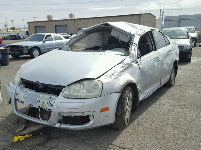 3VWRF81K66M791724 - 2006 VOLKSWAGEN JETTA 2.5 SILVER photo 2