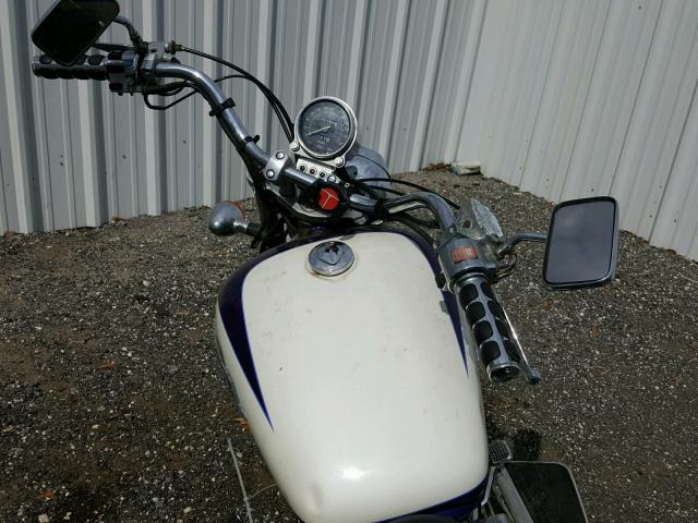 1HFSC320XSA000573 - 1995 HONDA VT1100 C2 WHITE photo 5