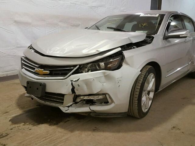 2G1125S38J9121815 - 2018 CHEVROLET IMPALA PRE SILVER photo 9