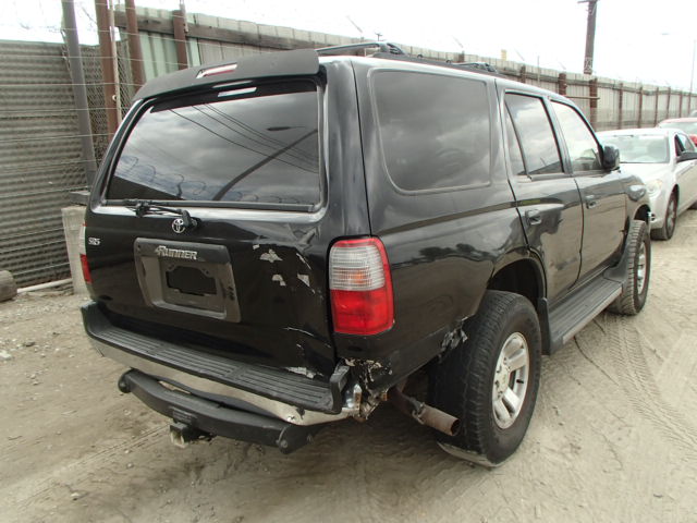 JT3GN86R4V0038301 - 1997 TOYOTA 4RUNNER SR BLACK photo 4