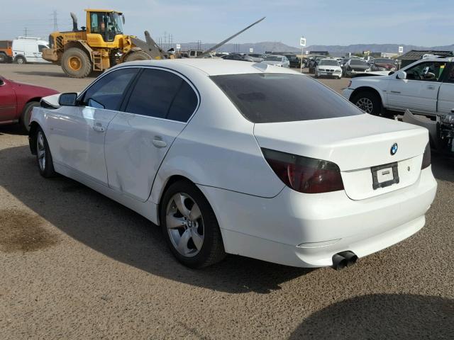 WBANE53577CW66418 - 2007 BMW 525 I WHITE photo 3