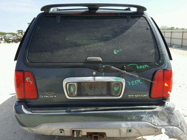 5LMFU28A0YLJ39152 - 2000 LINCOLN NAVIGATOR BLUE photo 9
