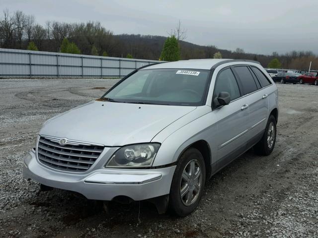 2C4GM68425R672376 - 2005 CHRYSLER PACIFICA T SILVER photo 2